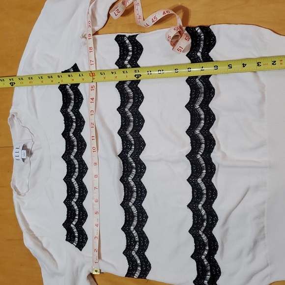 🖤🙌 HP 🙌🖤Elle Lace Embellished Crew Sweater, Lg cream color w/ black lace; - Picture 4 of 9